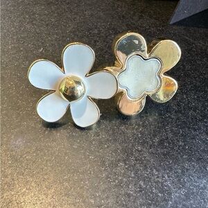 MARC JACOBS Daisy Solid Perfume Ring
